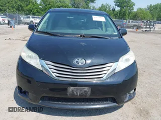 2011 Toyota Sienna XLE с VIN 5TDDK3DC7BS014835, выставлен на аукционе IAAI как лот 42433053 с пробегом 291 762 миль миль и . История ставок и продаж доступна на DreamBid. Изображение 12.