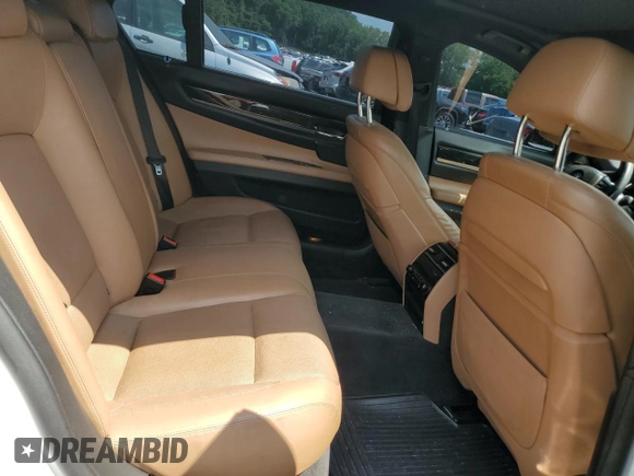2014 BMW 7 Series ALPINA B7 xDrive с VIN WBAYF8C58ED652742, выставлен на аукционе Copart как лот 60919225 с пробегом 79 560 миль миль и Списание • Salvage title. История ставок и продаж доступна на DreamBid. Изображение 10.