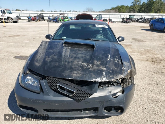 2002 Ford Mustang GT Deluxe with VIN 1FAFP42X82F110419, listed as a Copart auction lot 45711775 with 186,788 mi miles and Salvage Title. Bid and sale history available at carsss.com. Image 5.