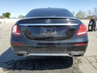 2017 Mercedes-Benz E-Class E 300 Luxury with VIN WDDZF4JB0HA029314, listed as a Copart auction lot 48226445 with 97,666 mi miles and Clean Title. Bid and sale history available at carsss.com. Image 6.