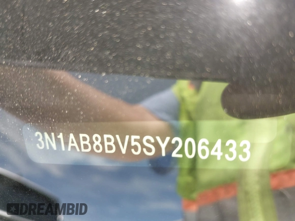 2025 Nissan Sentra S with VIN 3N1AB8BV5SY206433, listed as a IAAI auction lot 41790895 with 952 mi miles and . Bid and sale history available at DreamBid. Image 17.