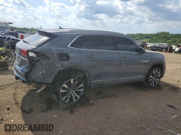 2022 Volkswagen Atlas SEL Premium R-Line z VIN 1V2FE2CA6NC208075, wystawiony jako Copart lot #61215525 z przebiegiem 56 441 mil mil oraz Szkoda całkowita • Salvage title. Historia ofert i sprzedaży dostępna na DreamBid. Obrazek 3.
