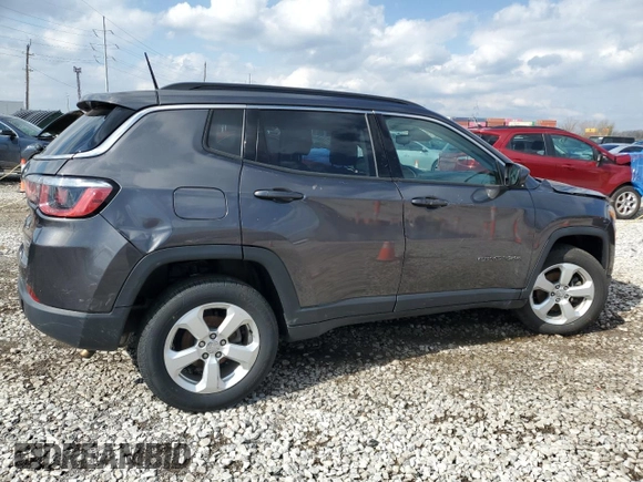 2018 Jeep Compass Latitude with VIN 3C4NJDBB2JT154433, listed as a Copart auction lot 52747205 with 141,930 mi miles and Salvage Title. Bid and sale history available at DreamBid. Image 3.