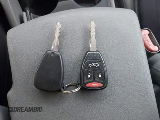 2006 Jeep Commander с VIN 1J8HH48K76C229610, выставлен на аукционе IAAI как лот 41961432 с пробегом 160 971 миль миль и . История ставок и продаж доступна на DreamBid. Изображение 11.