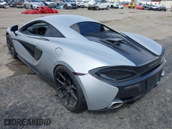 2019 McLaren 570S z VIN SBM13DAA2KW006285, wystawiony jako IAAI lot #41774081 z przebiegiem 24 032 mil mil oraz . Historia ofert i sprzedaży dostępna na DreamBid. Obrazek 3.