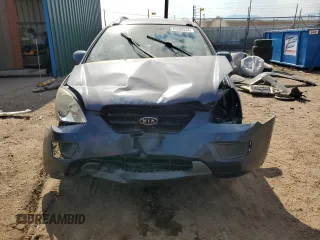 2007 Kia Rondo LX with VIN KNAFG525177072528, listed as a Copart auction lot 75509334 with 207,501 mi miles and Salvage Title. Bid and sale history available at carsss.com. Image 5.