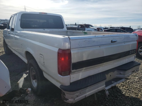 1995 Ford F-250 HD with VIN 1FTHX25F3SKB94618, listed as a Copart auction lot 50545225 with NaN miles and Clean Title. Bid and sale history available at carsss.com. Image 2.