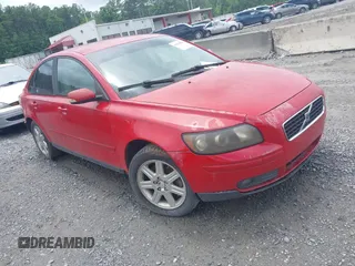 2006 Volvo S40 2.4L z VIN YV1MS382962164325, wystawiony jako IAAI lot #42398964 z przebiegiem 194 170 mil mil oraz . Historia ofert i sprzedaży dostępna na DreamBid. Obrazek 1.