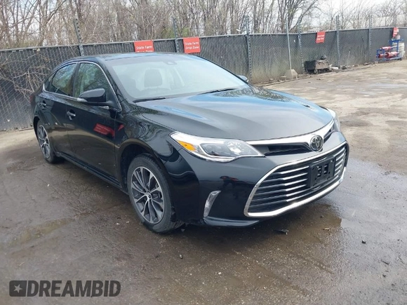 2018 Toyota Avalon XLE with VIN 4T1BK1EB2JU271022, listed as a IAAI auction lot 41888633 with 44,946 mi miles and . Bid and sale history available at DreamBid. Image 1.