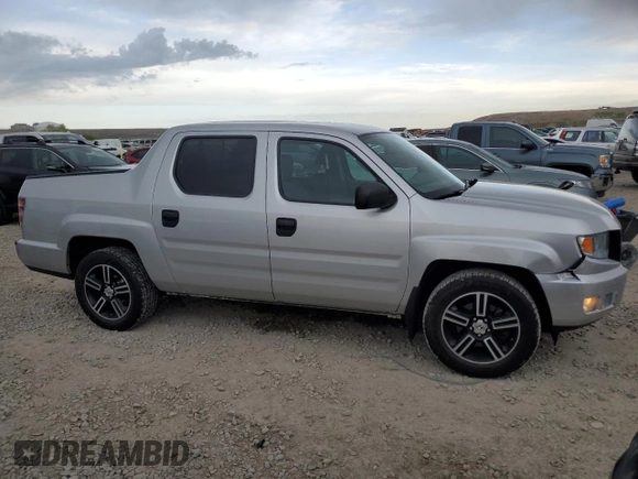 2014 Honda Ridgeline Sport with VIN 5FPYK1F72EB008351, listed as a Copart auction lot 53985895 with 82,271 mi miles and Salvage title. Bid and sale history available at DreamBid. Image 4.