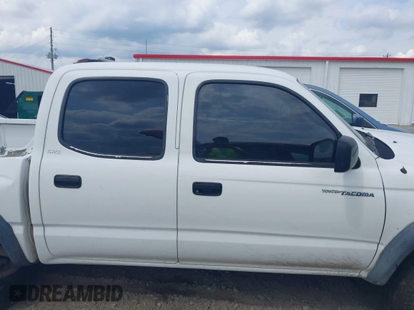 2001 Toyota Tacoma PreRunner z VIN 5TEGN92N11Z805360, wystawiony jako IAAI lot #42128006 z przebiegiem 295 381 mil mil oraz . Historia ofert i sprzedaży dostępna na DreamBid. Obrazek 13.
