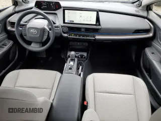 2024 Toyota Prius LE z VIN JTDACAAU3R3038322, wystawiony jako Copart lot #51369275 z przebiegiem 5 292 mil mil oraz Szkoda całkowita • Salvage title. Historia ofert i sprzedaży dostępna na DreamBid. Obrazek 8.