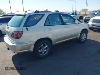 1999 Lexus RX 300 z VIN JT6GF10U2X0011802, wystawiony jako IAAI lot #42393239 z przebiegiem 152 558 mil mil oraz . Historia ofert i sprzedaży dostępna na DreamBid. Obrazek 4.