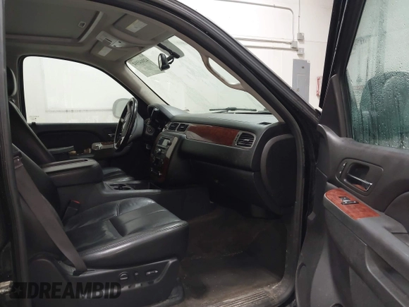 2013 Chevrolet Tahoe LT with VIN 1GNSKBE07DR305706, listed as a IAAI auction lot 42004594 with 166,020 mi miles and . Bid and sale history available at DreamBid. Image 5.