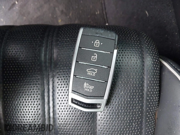 2019 Genesis G70 Advanced with VIN KMTG44LA0KU038176, listed as a IAAI auction lot 41718528 with 85,728 mi miles and . Bid and sale history available at DreamBid. Image 11.