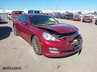 2011 Porsche Panamera with VIN WP0AA2A74BL021220, listed as a IAAI auction lot 41678062 with 120,084 mi miles. Bid and sale history available at carsss.com. Image 1.