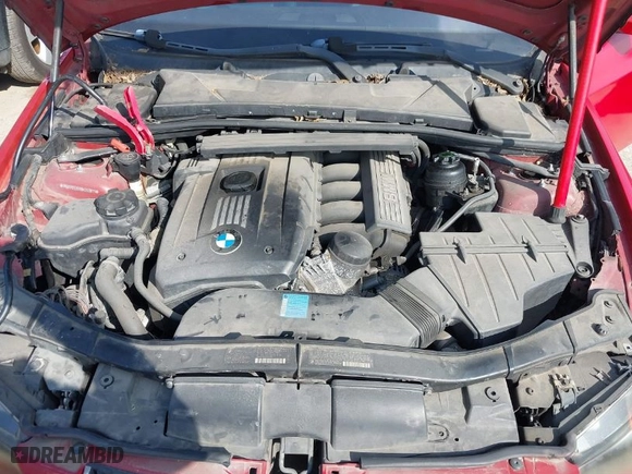 2008 BMW 3 Series 328i with VIN WBAVC53598A246811, listed as a IAAI auction lot 41602611 with 1 mi miles. Bid and sale history available at carsss.com. Image 10.
