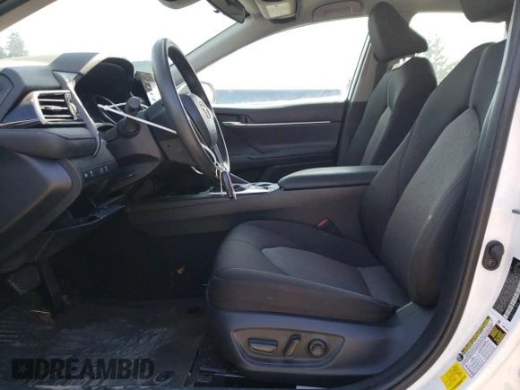 2021 Toyota Camry Hybrid LE with VIN 4T1C31AK0MU563909, listed as a Copart auction lot 55063965 with 26,802 mi miles and Salvage Title. Bid and sale history available at carsss.com. Image 7.