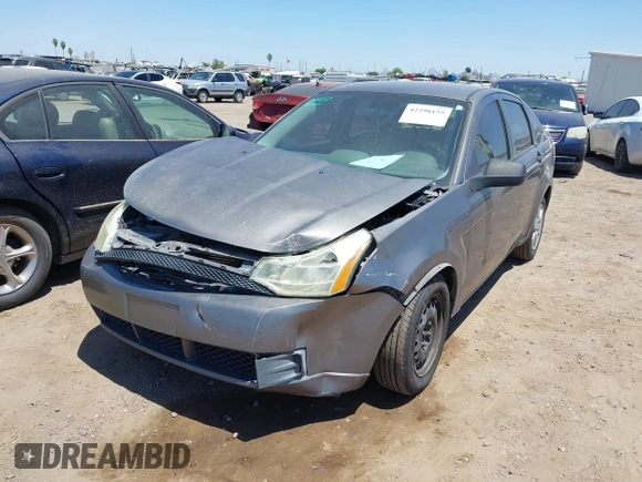 2010 Ford Focus S z VIN 1FAHP3EN5AW154826, wystawiony jako IAAI lot #42298155 z przebiegiem 170 690 mil mil oraz . Historia ofert i sprzedaży dostępna na DreamBid. Obrazek 6.