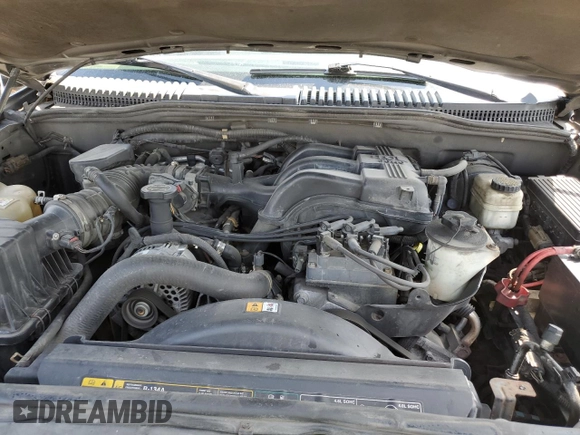 2005 Ford Explorer Eddie Bauer with VIN 1FMDU74K15UB76870, listed as a Copart auction lot 83653174 with 265,862 mi miles and Non repairable. Bid and sale history available at DreamBid. Image 12.