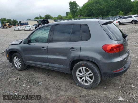2013 Volkswagen Tiguan S z VIN WVGAV3AX6DW597379, wystawiony jako Copart lot #56386515 z przebiegiem 100 415 mil mil oraz Czysty tytuł • Clean title. Historia ofert i sprzedaży dostępna na DreamBid. Obrazek 2.