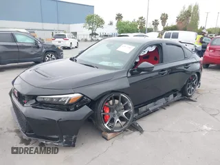 2023 Honda Civic Type R z VIN JHMFL5G44PX002339, wystawiony jako IAAI lot #42072502 z przebiegiem 27 940 mil mil oraz . Historia ofert i sprzedaży dostępna na DreamBid. Obrazek 6.
