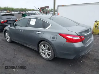 2017 Nissan Altima SL with VIN 1N4BL3AP7HC108127, listed as a IAAI auction lot 42371479 with 55,000 mi miles and . Bid and sale history available at DreamBid. Image 3.