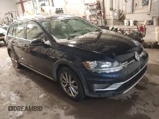 2019 Volkswagen Golf S z VIN 3VWH17AU7KM513463, wystawiony jako IAAI lot #41197885 z przebiegiem 71 382 mil mil oraz . Historia ofert i sprzedaży dostępna na DreamBid. Obrazek 1.