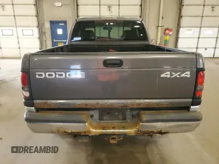2001 Dodge 1500 with VIN 3B7HF13Z71M570626, listed as a Copart auction lot 55358355 with 203,464 mi miles and Clean Title. Bid and sale history available at carsss.com. Image 6.