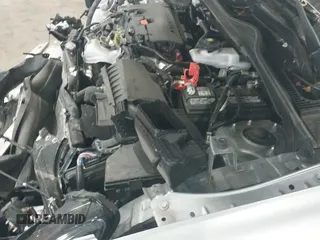 2024 Honda HR-V LX z VIN 3CZRZ2H31RM756478, wystawiony jako IAAI lot #42372882 z przebiegiem 10 166 mil mil oraz . Historia ofert i sprzedaży dostępna na DreamBid. Obrazek 20.
