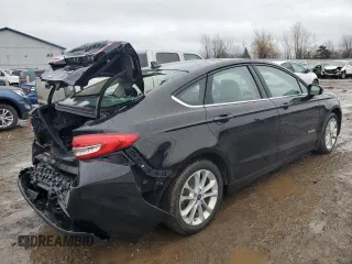 2019 Ford Fusion Hybrid SE with VIN 3FA6P0LUXKR196638, listed as a Copart auction lot 73047832 with 44,142 mi miles. Bid and sale history available at carsss.com. Image 3.