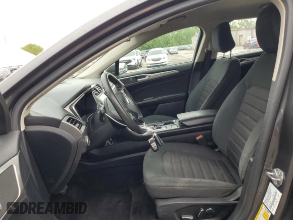 2020 Ford Fusion SE z VIN 3FA6P0HD1LR252332, wystawiony jako Copart lot #58123365 z przebiegiem 76 410 mil mil oraz Szkoda całkowita • Salvage title. Historia ofert i sprzedaży dostępna na DreamBid. Obrazek 7.