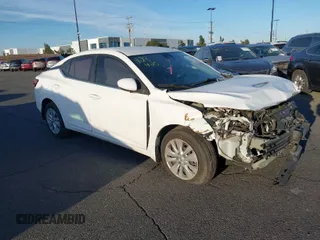 2020 Nissan Sentra S with VIN 3N1AB8BV1LY305204, listed as a IAAI auction lot 41749018 with 40,381 mi miles. Bid and sale history available at carsss.com. Image 1.