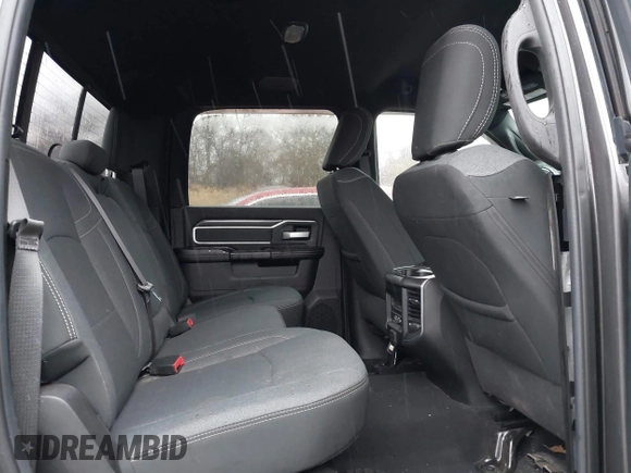 2020 Ram 2500 Big Horn with VIN 3C6UR5DJ4LG283792, listed as a IAAI auction lot 41464411 with 75,501 mi miles. Bid and sale history available at carsss.com. Image 8.