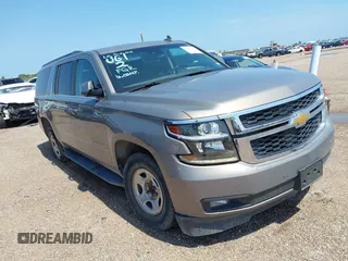 2018 Chevrolet Suburban LT с VIN 1GNSCHKC8JR353564, выставлен на аукционе IAAI как лот 42337142 с пробегом 209 464 миль миль и . История ставок и продаж доступна на DreamBid. Изображение 1.