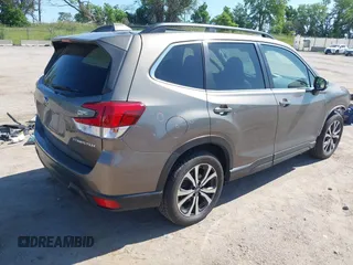 2020 Subaru Forester Limited with VIN JF2SKAUC5LH516116, listed as a IAAI auction lot 42492381 with 85,538 mi miles and . Bid and sale history available at DreamBid. Image 4.