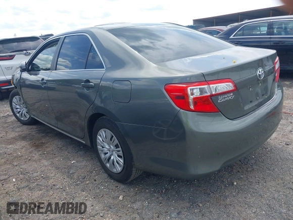 2012 Toyota Camry L with VIN 4T1BF1FK6CU550382, listed as a IAAI auction lot 42007400 with 45,470 mi miles. Bid and sale history available at carsss.com. Image 3.
