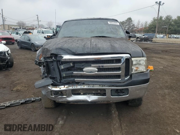 2006 Ford F-250 XL z VIN 1FTSW21566EC07047, wystawiony jako Copart lot #48934655 z przebiegiem 207 693 mil mil oraz Szkoda całkowita • Salvage title. Historia ofert i sprzedaży dostępna na DreamBid. Obrazek 5.