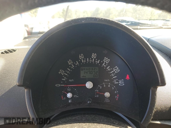 2004 Volkswagen New Beetle Coupe GLS with VIN 3VWCK31C54M418460, listed as a Copart auction lot 70698434 with 147,072 mi miles and Salvage Title. Bid and sale history available at carsss.com. Image 9.