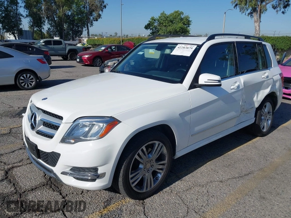 2015 Mercedes-Benz GLK 350 z VIN WDCGG8JB6FG349716, wystawiony jako IAAI lot #42283879 z przebiegiem 56 332 mil mil oraz . Historia ofert i sprzedaży dostępna na DreamBid. Obrazek 17.