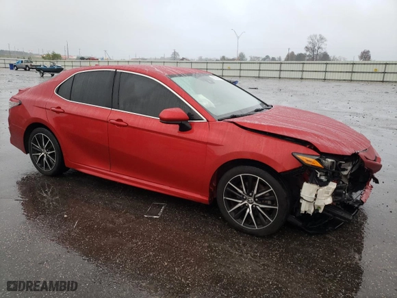2021 Toyota Camry SE Nightshade with VIN 4T1G11AK8MU436574, listed as a Copart auction lot 80660464 with 126,216 mi miles and Salvage Title. Bid and sale history available at carsss.com. Image 4.