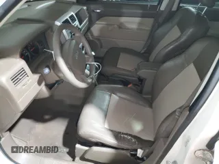 2008 Jeep Patriot Sport with VIN 1J8FT28008D773064, listed as a Copart auction lot 85144074 with 156,951 mi miles and Clean title. Bid and sale history available at DreamBid. Image 7.