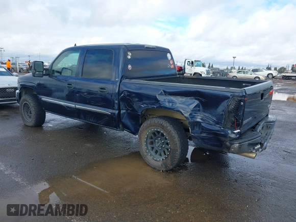2006 GMC Sierra 1500 SLE1 z VIN 2GTEC13T561238691, wystawiony jako IAAI lot #41579152 z przebiegiem 147 026 mil mil oraz . Historia ofert i sprzedaży dostępna na DreamBid. Obrazek 3.