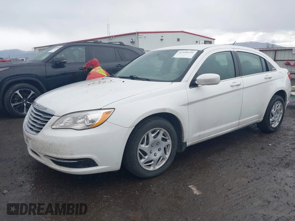 2013 Chrysler 200 LX with VIN 1C3CCBAB2DN668251, listed as a IAAI auction lot 41950141 with 165,177 mi miles. Bid and sale history available at carsss.com. Image 17.