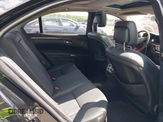 2008 Mercedes-Benz S 5.5L V8 with VIN WDDNG86X58A185159, listed as a IAAI auction lot 42221426 with 186,516 mi miles. Bid and sale history available at carsss.com. Image 8.