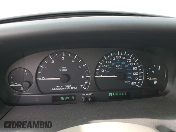 2000 Dodge Caravan SE with VIN 1B4GP44R6YB802320, listed as a Copart auction lot 79336244 with 163,919 mi miles and Clean Title. Bid and sale history available at DreamBid. Image 9.