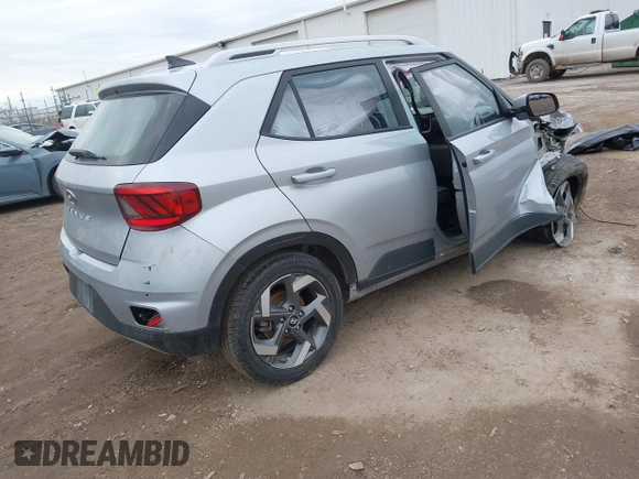 2021 Hyundai Venue SEL with VIN KMHRC8A38MU106552, listed as a IAAI auction lot 41699288 with 141,489 mi miles and . Bid and sale history available at carsss.com. Image 4.