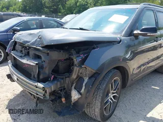 2017 Ford Explorer Sport z VIN 1FM5K8GT3HGB53095, wystawiony jako IAAI lot #42427164 z przebiegiem 120 362 mil mil oraz . Historia ofert i sprzedaży dostępna na DreamBid. Obrazek 18.