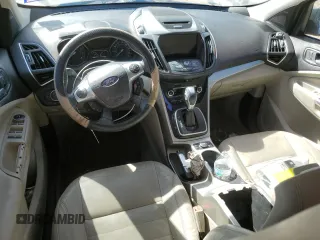 2013 Ford Escape SEL with VIN 1FMCU0H99DUA17393, listed as a Copart auction lot 48357365 with 152,347 mi miles and Salvage Title. Bid and sale history available at carsss.com. Image 8.