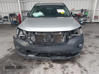 2018 Nissan Pathfinder SL with VIN 5N1DR2MN3JC644631, listed as a IAAI auction lot 41176186 with 107,872 mi miles. Bid and sale history available at carsss.com. Image 6.